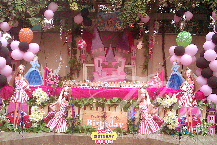 barbie-girl-birthday-party-ideas-decoration-pakistan-12