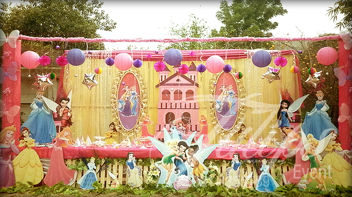 disney-princess-themed-birthday-party-decoration-pakistan-03