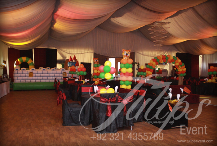 jungle-birthday-party-theme-ideas-tulips-event-14