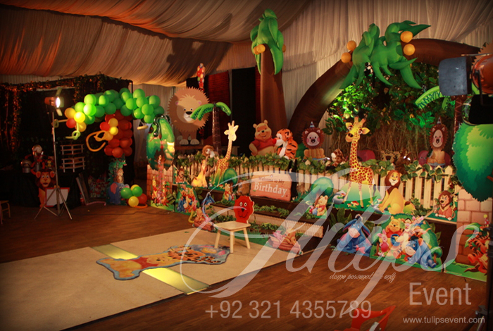 jungle-birthday-party-theme-ideas-tulips-event-37