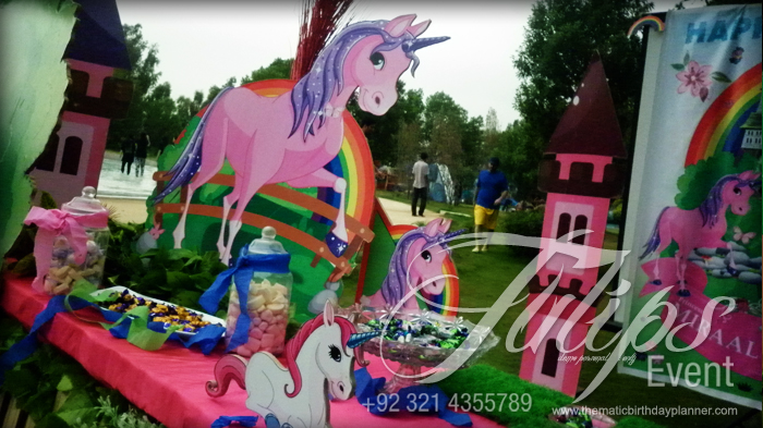 unicorn-rainbow-themed-birthday-party-decoration-pakistan-07