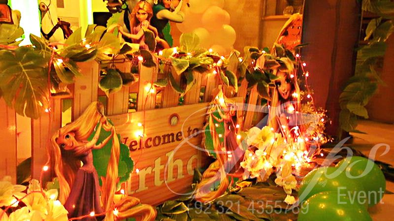 repenzul-tangled-birthday-party-ideas-tulips-event-03-copy