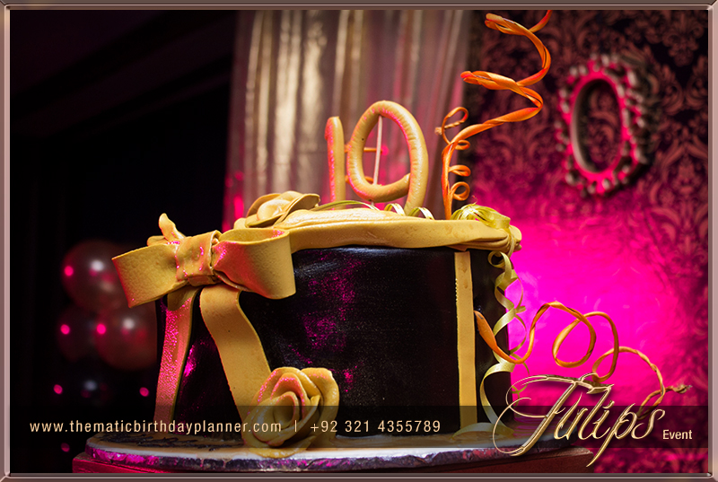 royal-gold-surprise-girls-party-ideas-in-pakistan-16
