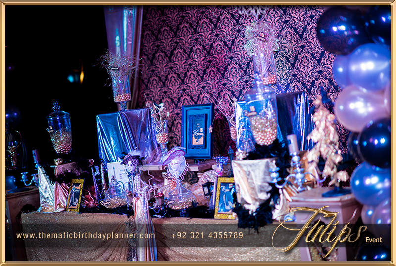 royal-golden-sweet-16-themed-party-decoration-in-pakistan-53