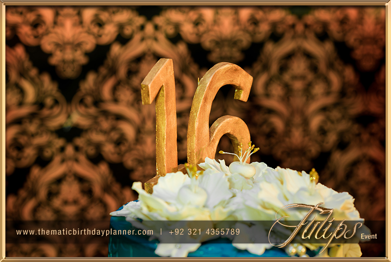 royal-golden-sweet-16-themed-party-decoration-in-pakistan-59