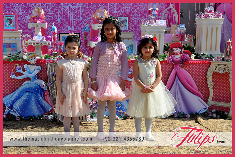 first-birthday-party-theme-ideas-for-girls-in-pakistan-26