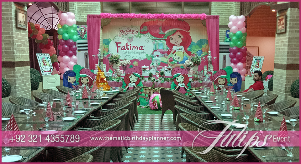 strawberry-shortcake-themed-birthday-party-decor-in-pakistan-16