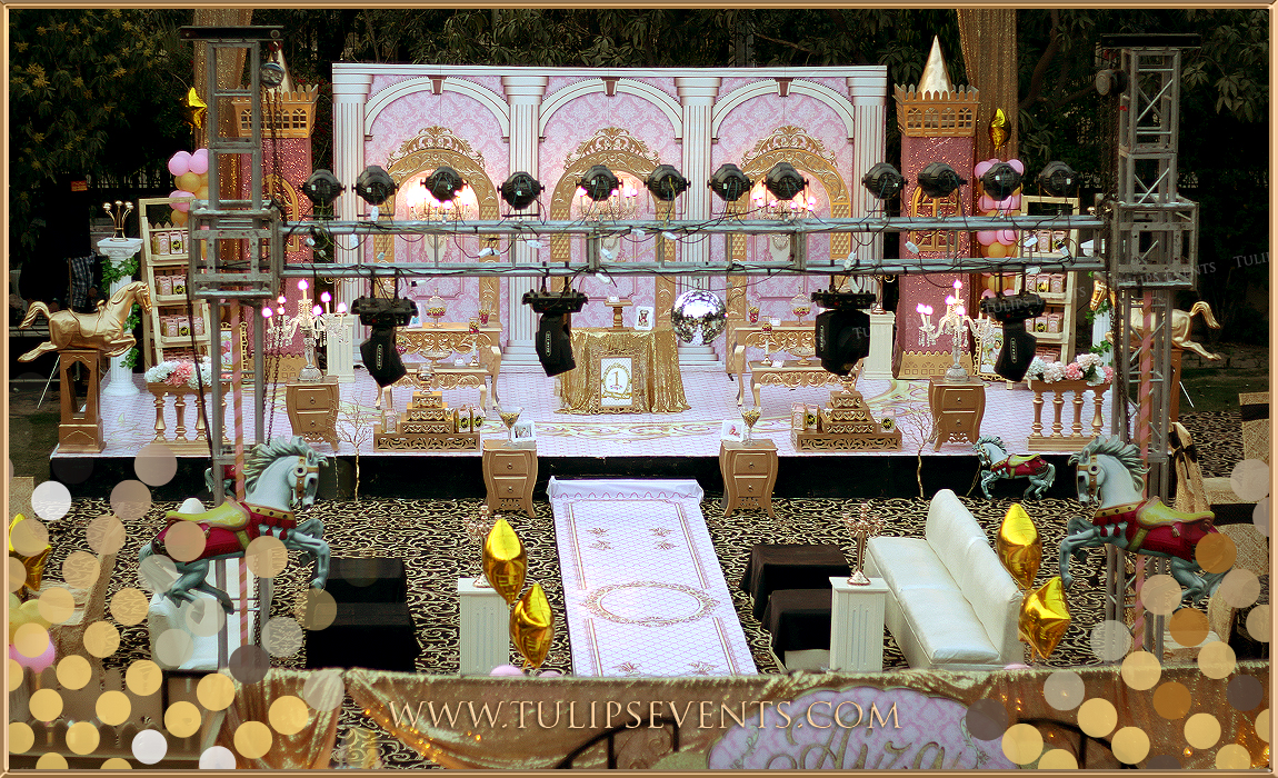 royal-princess-carousel-party-decoration-ideas-in-pakistan-30