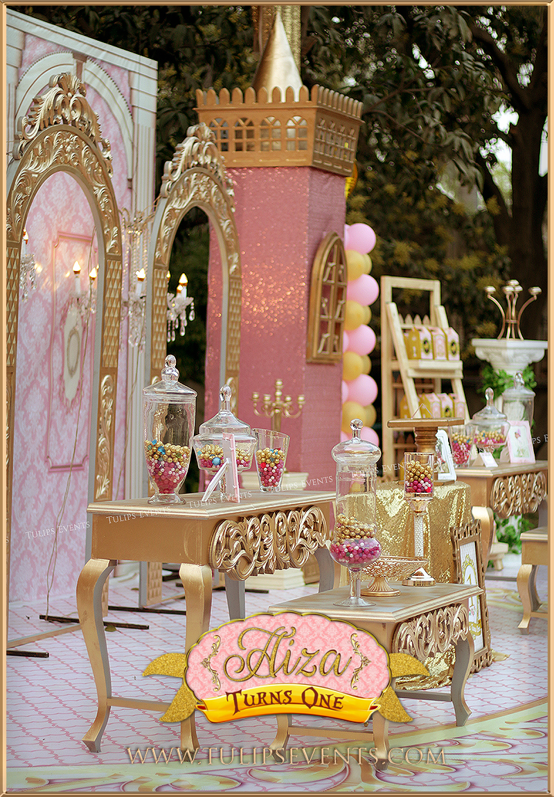 royal-princess-carousel-party-decoration-ideas-in-pakistan-50