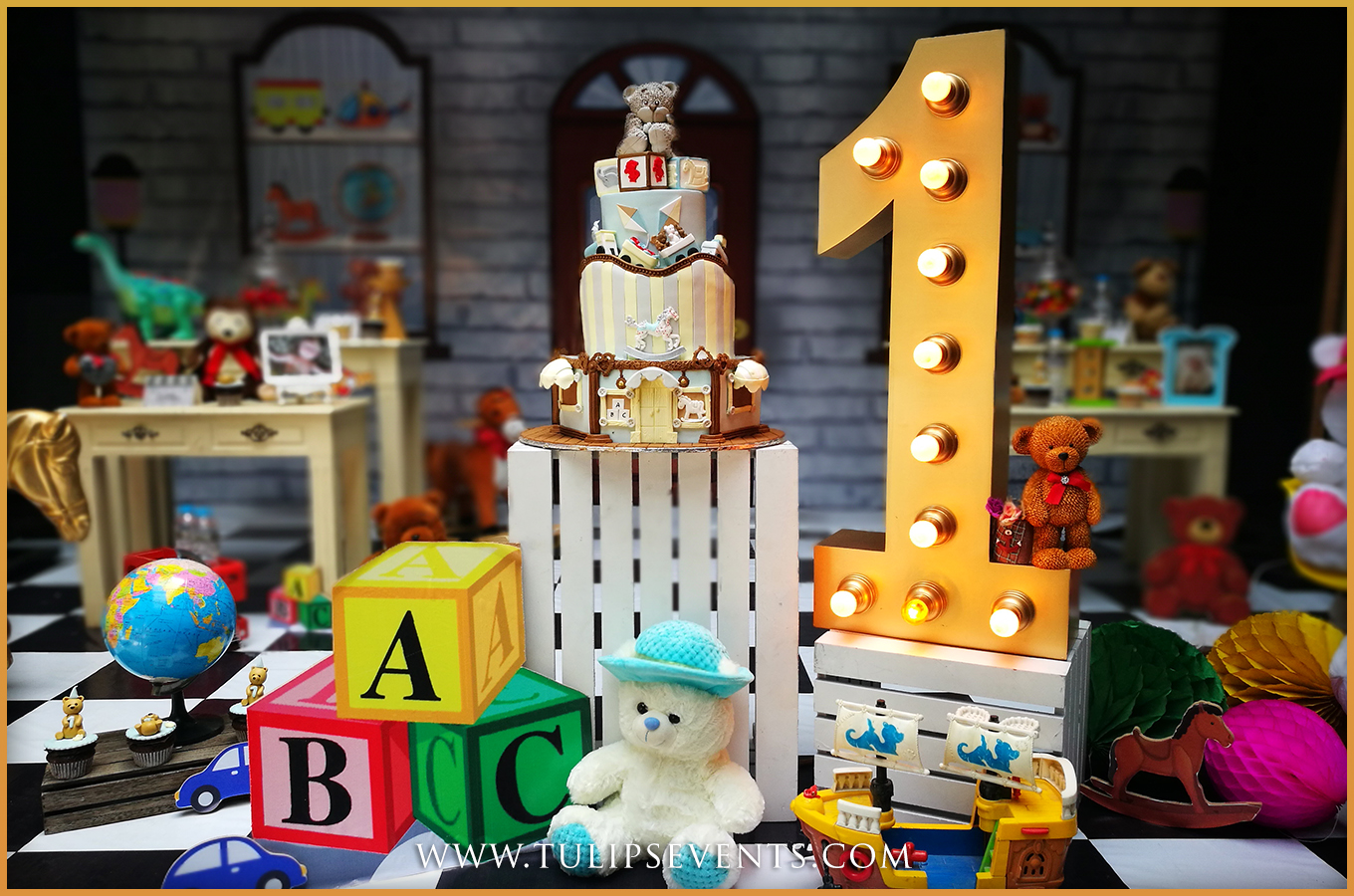toy-shop-birthday-party-theme-decoration-setup-ideas-in-pakistan-21