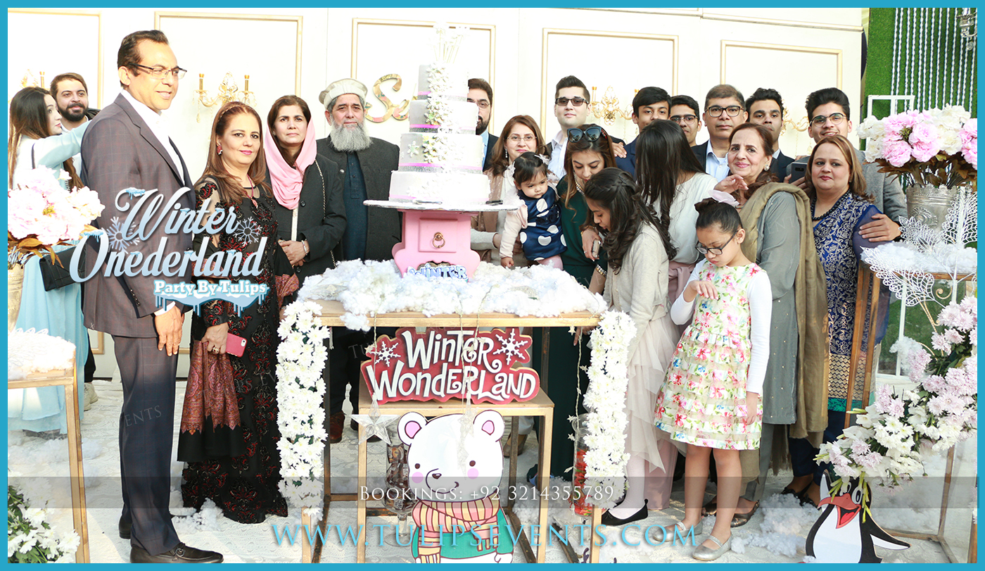 winter-onederland-theme-birthday-party-planner-in-lahore-pakistan-54