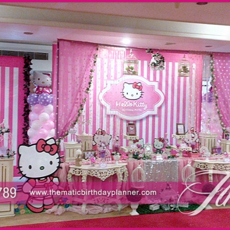 Pink Hello Kitty birthday