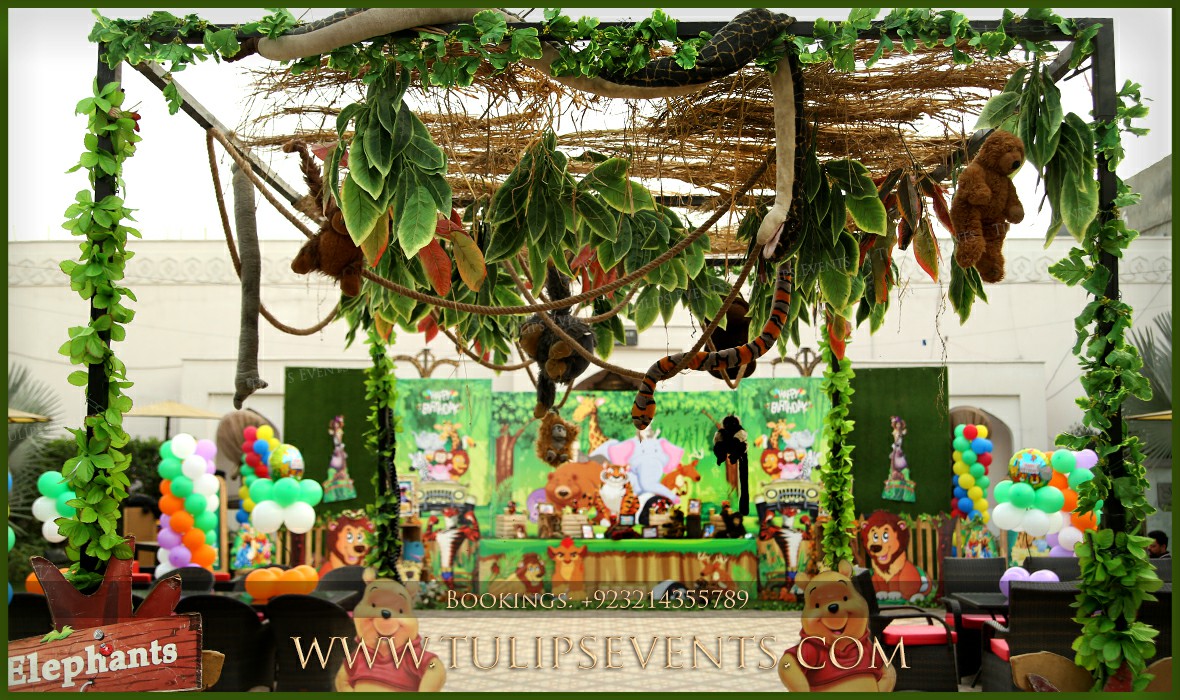 jungle-animals-birthday-party-theme-decor-in-pakistan-43