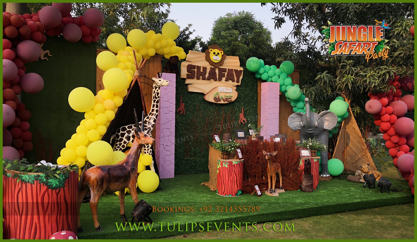 3d-jungle-theme-birthday-party-decoration-idea-in-pakistan-9